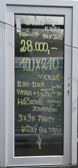 dveře prosklené