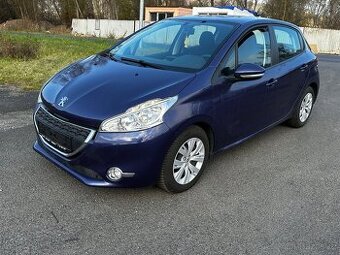 Peugeot 208 1.2i, r.2014,61 600km, rozvody, STK