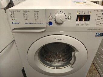 Prodám plně funkční pračku značky Indesit 6 kg dovezu