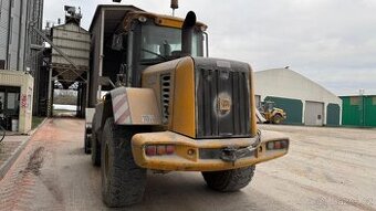 Kloubový nakladač JCB 426e