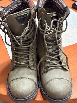 Nové trekové boty zn.Kappa