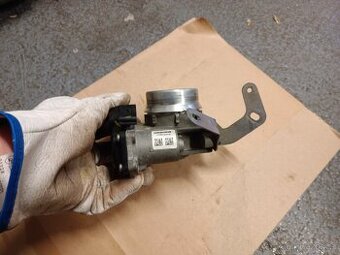 Klapka Nissan Navara 2,3 Dci 140 KW,2016