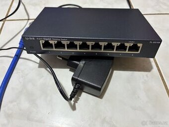 TP-Link TL-SG108 – 8port Gigabit switch (kovové provedení)