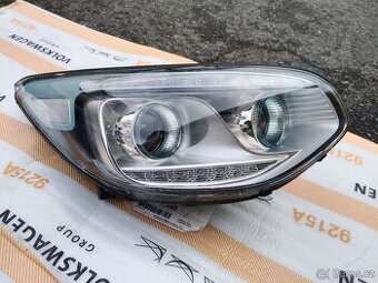 Pravé přední světlo na Kia Soul