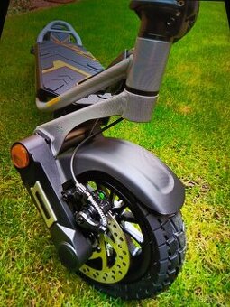 Elektrokolobezka Kukirin A1(Nová)