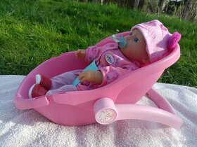 Baby Born panenka s autosedačkou