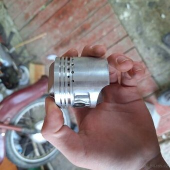 Hlava po výbrusu yuki 125 tr