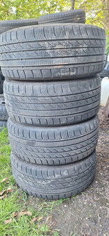 205/40 R17