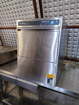 Gastro myčka Meiko UPstrer 500s
