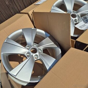 5x112 r17 Škoda Superb 3-Zeus et40 7j Nové