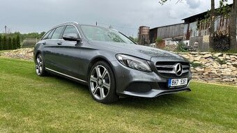 Mercedes Benz C180 - najeto 44.713 km