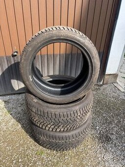 Prodám Dunlop zimní pneumatiku