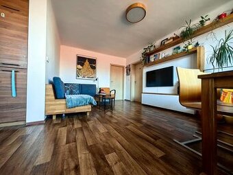 Prodej bytu 3+kk s lodžií v OV, 62m2, sklep, parkování