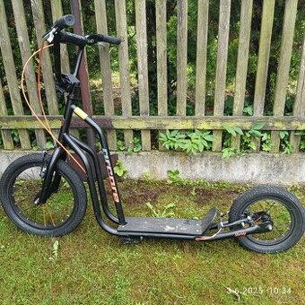 Koloběžka Arcore Shorty