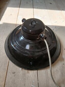 Smaltovaná lampa