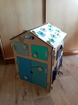 Domeček Busykids