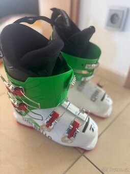Prodám chlapecké lyžáky Dalbello CX 4.0 JR 23,5