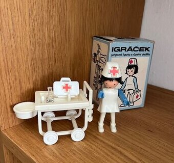 Retro Igráček - Zdravotnice