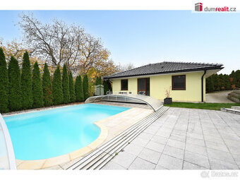 Novostavba domu 3+kk, 62 m2, bazén, garáž, pozemek 837 m2, P