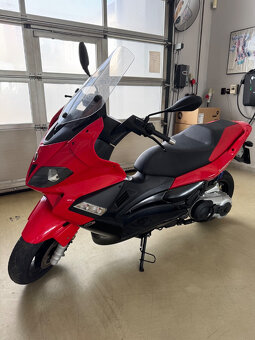 Gilera Nexus 500 FL, 500 ccm, 29,5 kW – jen 3 000 km