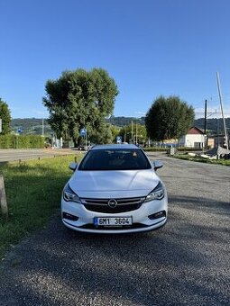 Opel Astra K 2016 automat
