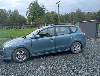 Hyundai i30 ,1.6 benzín ,92 kw