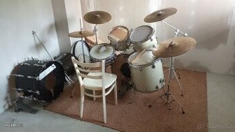 Bicí soupravu Amati