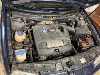 Volkswagen Golf 4 2.0 85 KW Benzinovy