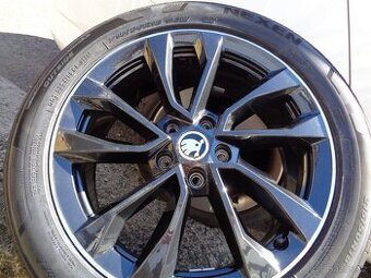 škoda karoq r18 nová alu kola 5x112 černá
