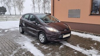 Ford Fiesta, 1.25i / najeto 85 000 km 1.MAJITEL ČR