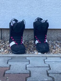 Boty Snowboard UK 4,5