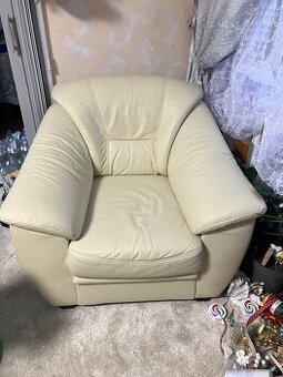 Prodej krásného koženého křesla – 3000 Kč (možná sleva)