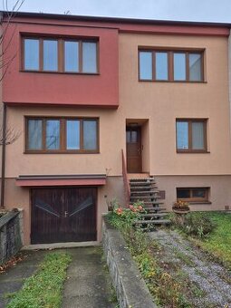 Dlouhodobý pronájem 4+1 v RD v Uherském Hradišti