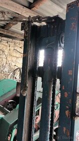 Desta, véž, VZV, vidle, paleťák za traktor.