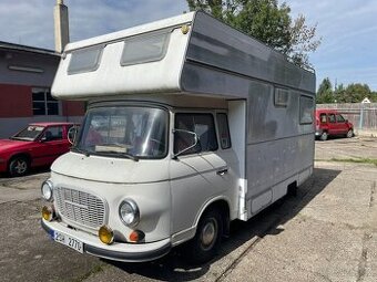 Obytný vůz Barkas B1000