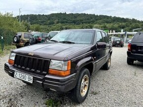JEEP GRAND CHEROKEE 5,2i V8