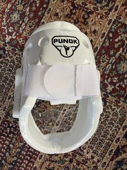 KARATE / helma kumite PUNOK