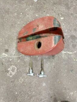 Nádrž Jawa Pionýr