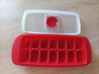 tvořítko na led s víčkem