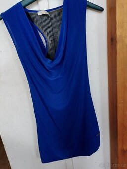 Dámské dl. triko modré ,na zádech černostříbrná  vel. S