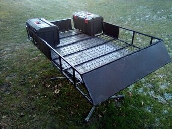 Expediční zahrádka - střešní nosič + 2 boxy