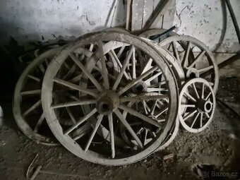 Loukoťové kola různých velikostí