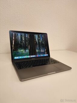 MacBook Pro 13" 2020 | i5 • 8GB • 256GB SSD
