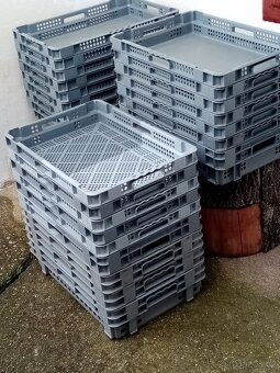 Plastové přepravky