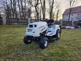 Zahradní traktor MTD DL 92T