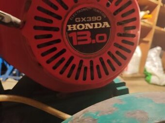 Řezačka beton/Honda GX13 HP+3 diamantové kotouče