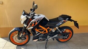 KTM DUKE 390 / ABS / serviska / 2016/ 1.majitelka