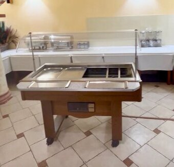 Chladicí vitrína (Scaiola breakfast)