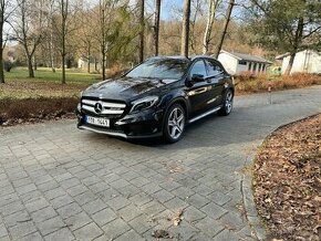 Mercedes-Benz GLA,220D 4x4 automat AMG linie.71tisíc Km.