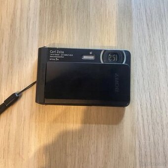 KOMPAKTNÍ TX30 – Vodotěsný fotoaparát s 5x optickým zoomem